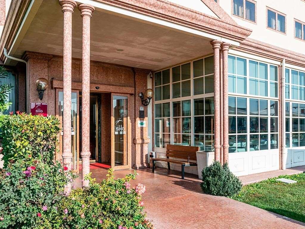סאן מרטינו בואון אלברגו Hotel Catullo מראה חיצוני תמונה