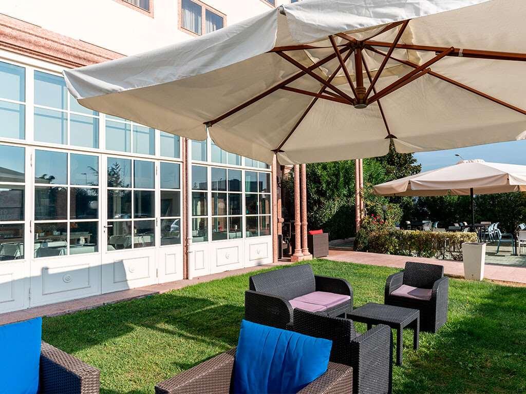 סאן מרטינו בואון אלברגו Hotel Catullo מראה חיצוני תמונה