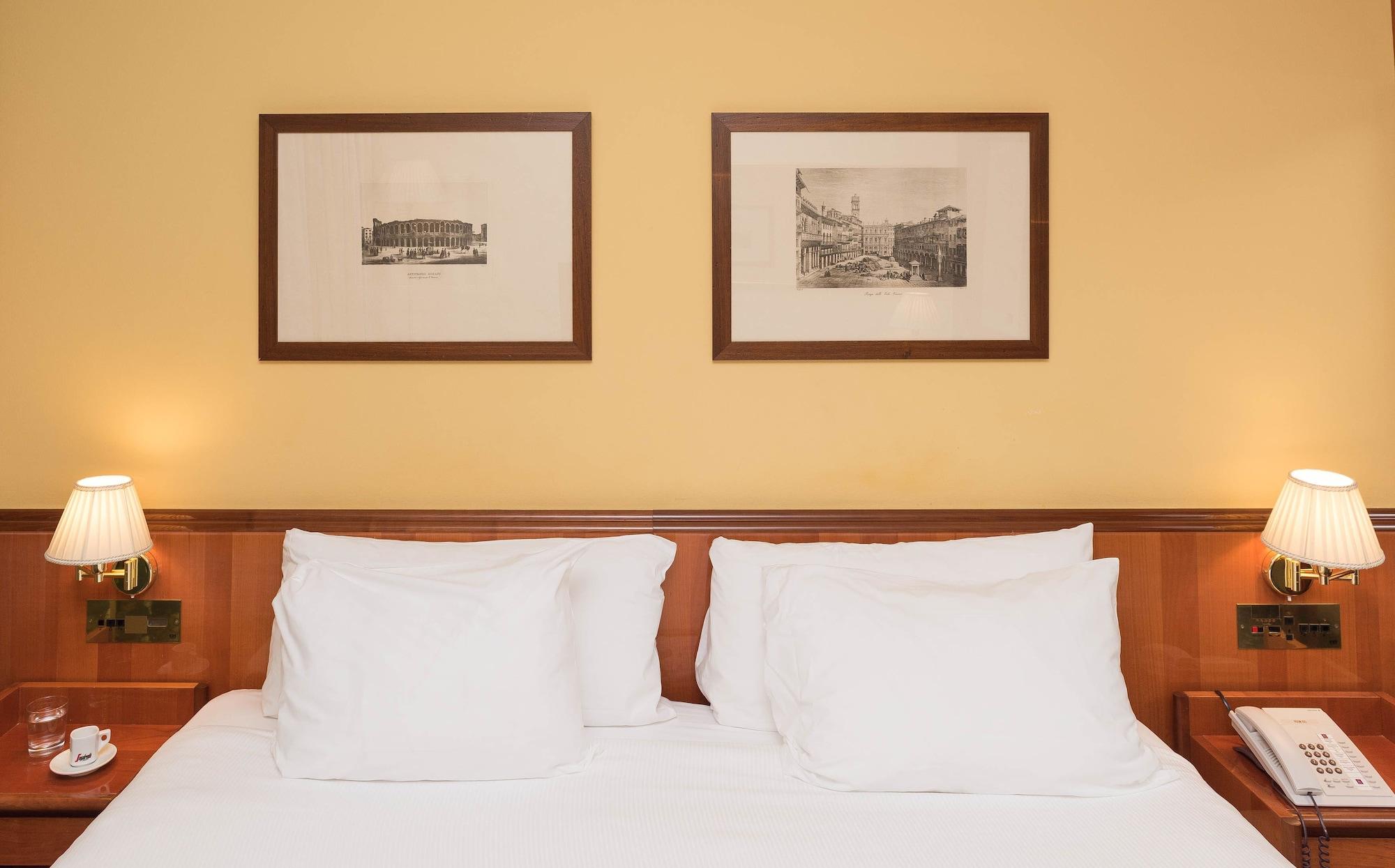סאן מרטינו בואון אלברגו Hotel Catullo מראה חיצוני תמונה