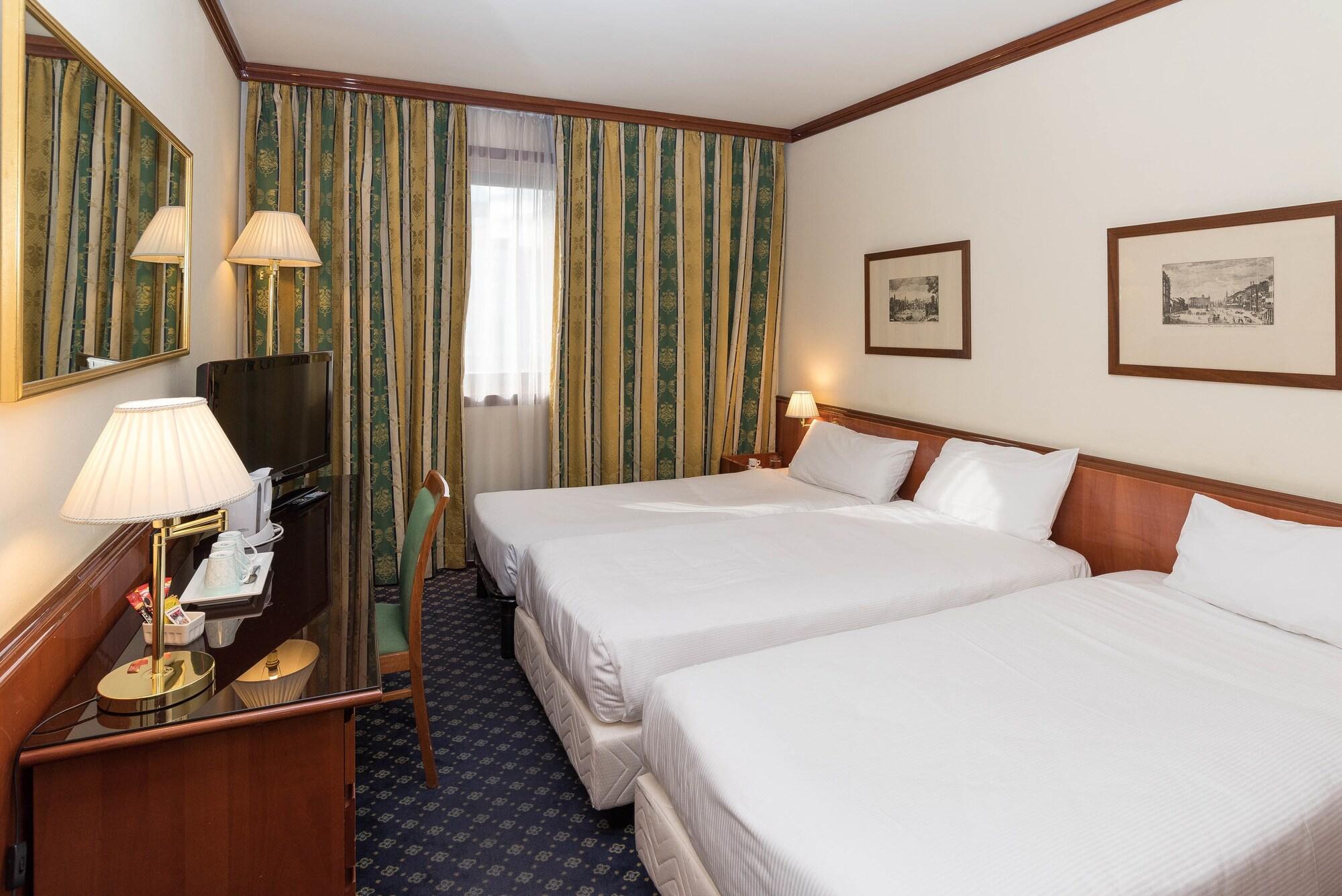 סאן מרטינו בואון אלברגו Hotel Catullo מראה חיצוני תמונה