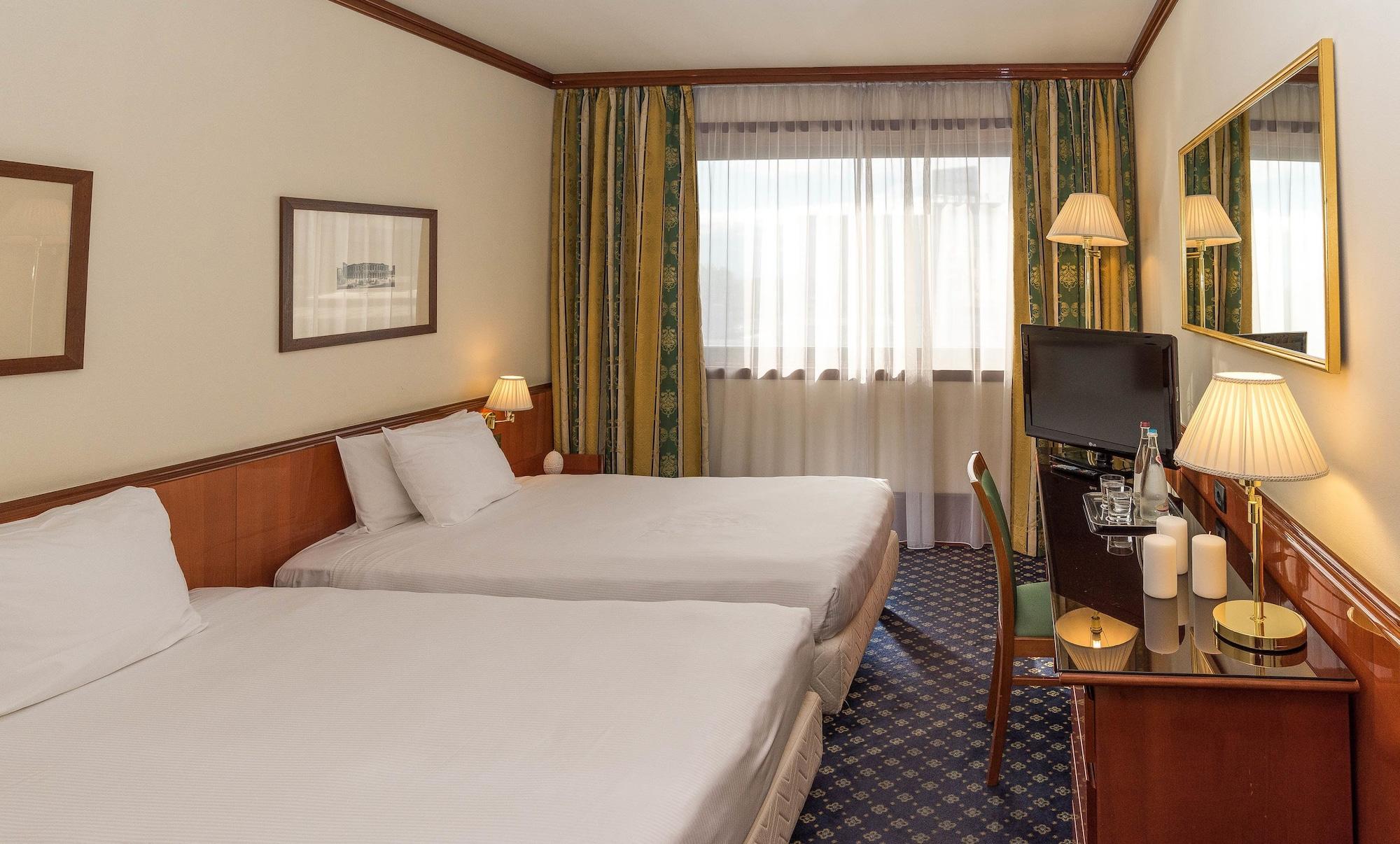 סאן מרטינו בואון אלברגו Hotel Catullo מראה חיצוני תמונה