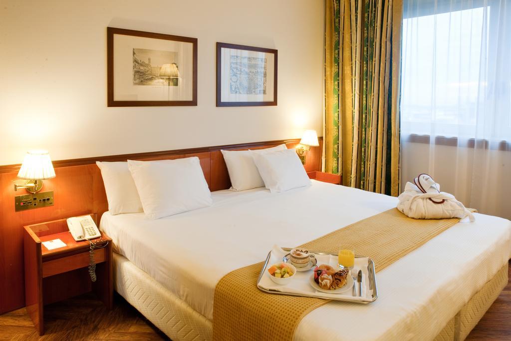 סאן מרטינו בואון אלברגו Hotel Catullo מראה חיצוני תמונה