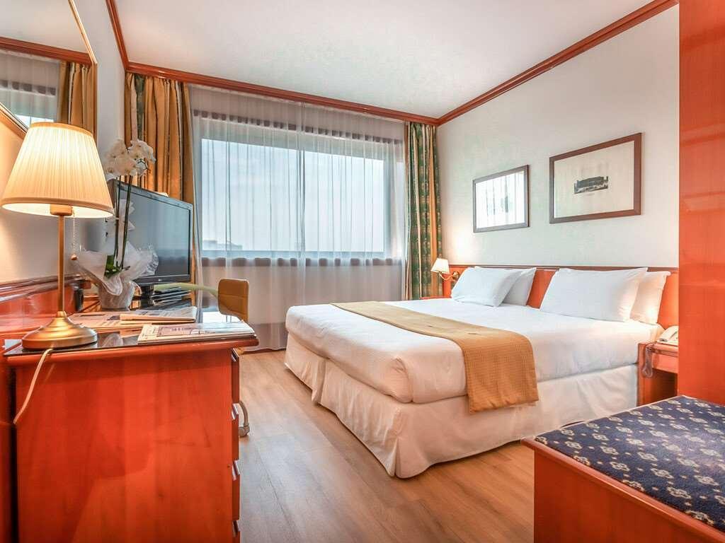 סאן מרטינו בואון אלברגו Hotel Catullo מראה חיצוני תמונה