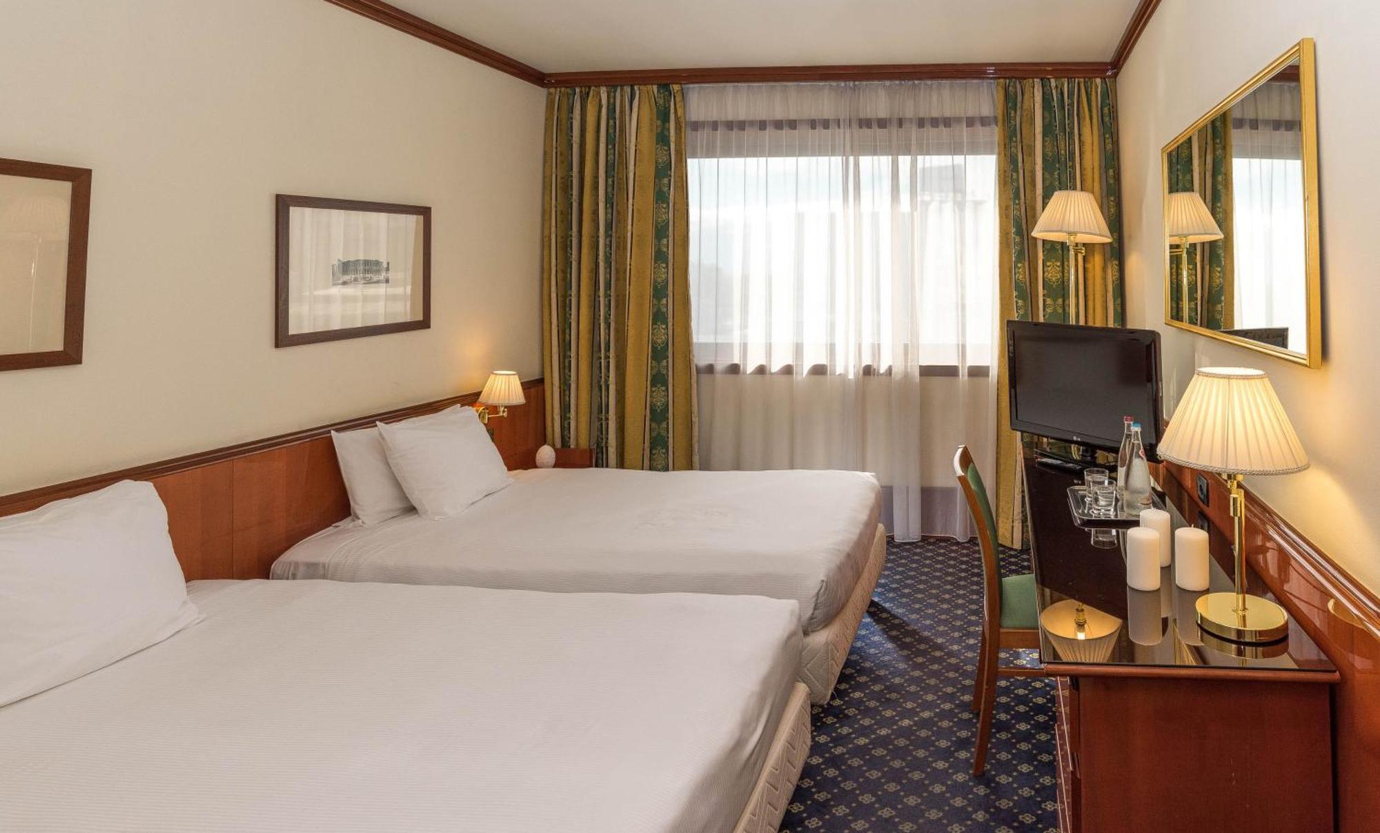 סאן מרטינו בואון אלברגו Hotel Catullo מראה חיצוני תמונה