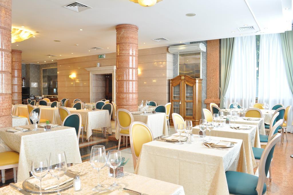 סאן מרטינו בואון אלברגו Hotel Catullo מראה חיצוני תמונה