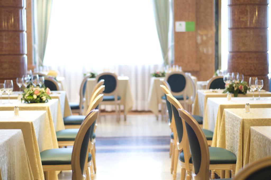 סאן מרטינו בואון אלברגו Hotel Catullo מראה חיצוני תמונה